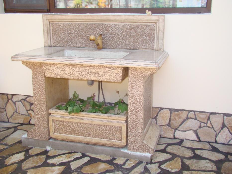 Градинска мивка за стена