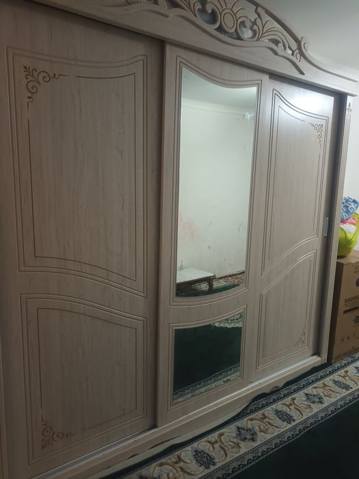Прдаётся шифоньер для одежды