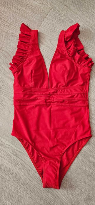 НОВ! Цял бански XS