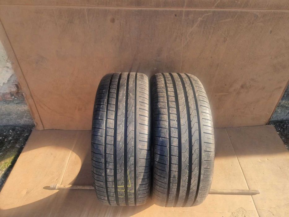2 Pirelli R18 235/45 Летни гуми  DOT1318