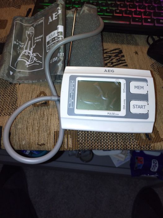 Tensiometru marca AEG