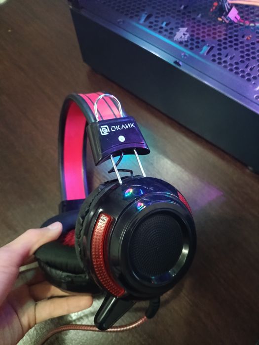 Наушники   Оклик