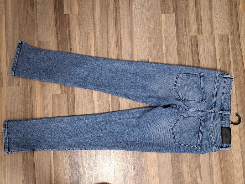 Blugi ușor elastici, mărime 38