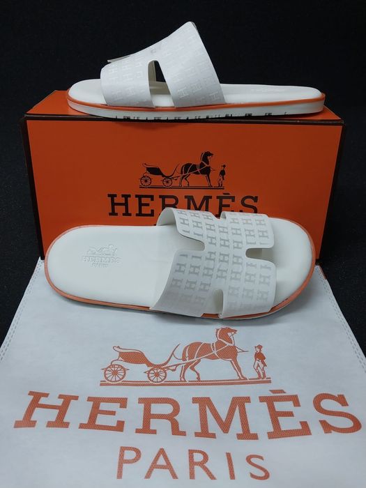 Мъжки чехли -много стилни