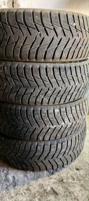 Комплект зимней резины 225/60 R18