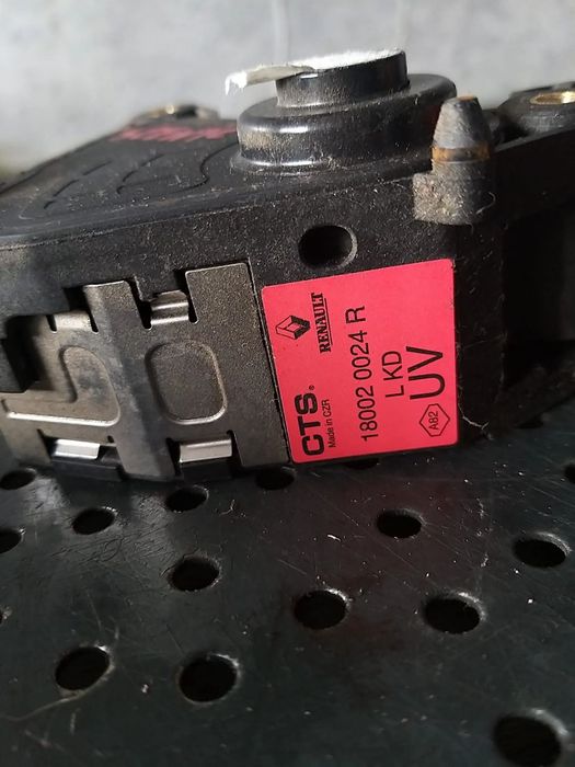 Pedala acceleratie 1.5 dci renault scenic 3 180020024r