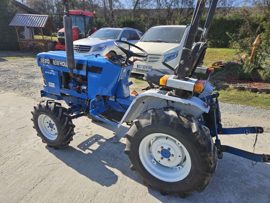 Tractor New Holland 1220 4x4 17 cp