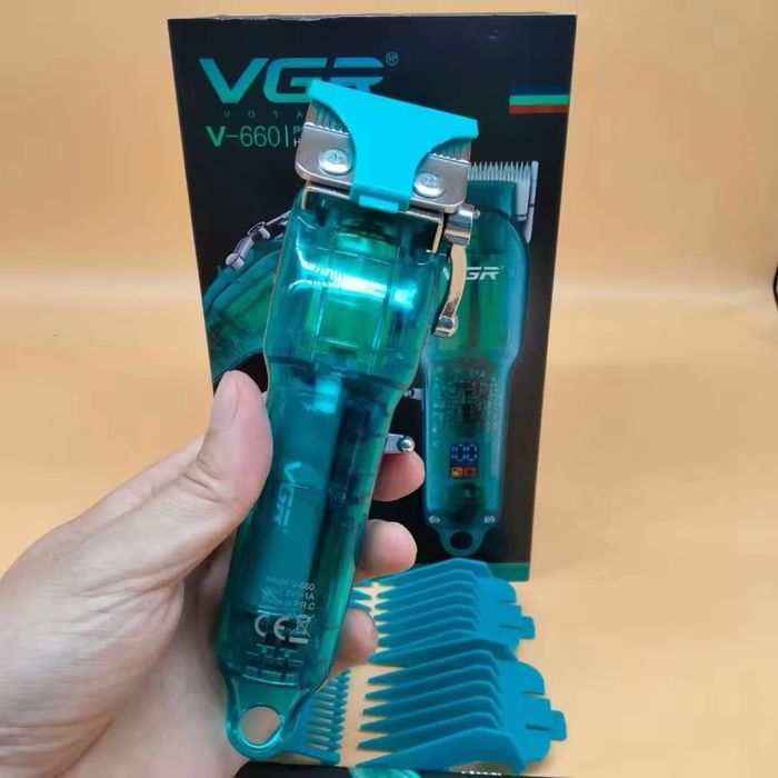 Mașină de Tuns Profesională VGR V-660 – Set Complet