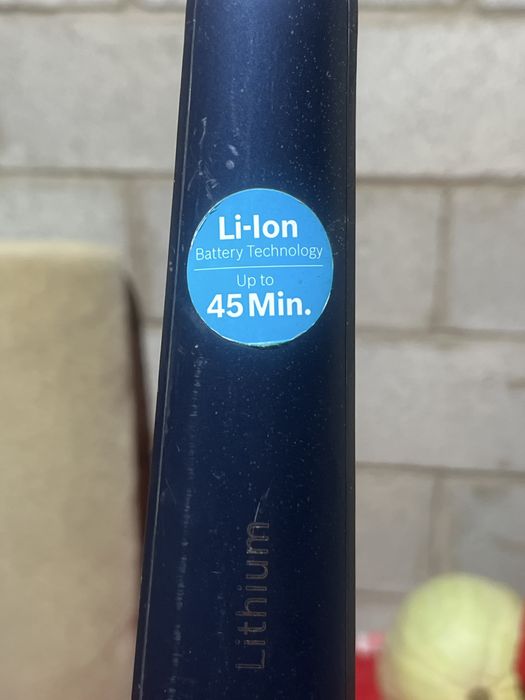 Беспооводной пылесос bosh б/у