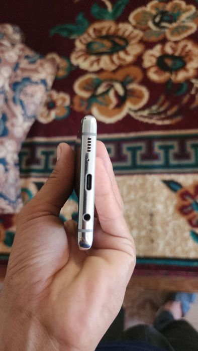 Samsung s10+ plus