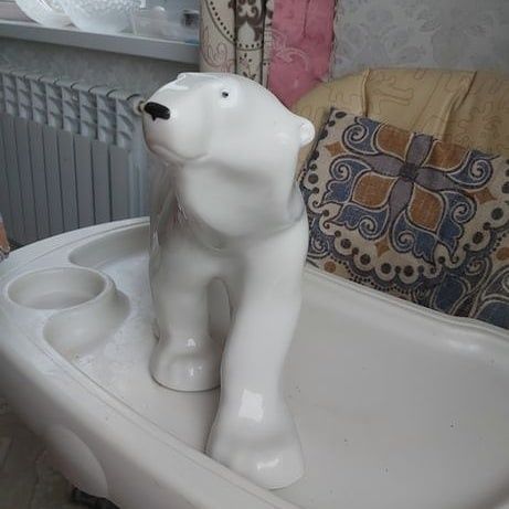 Фарфоровый медведь