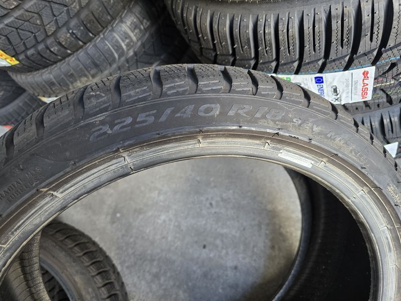 225/40/18 PIRELLI 4бр