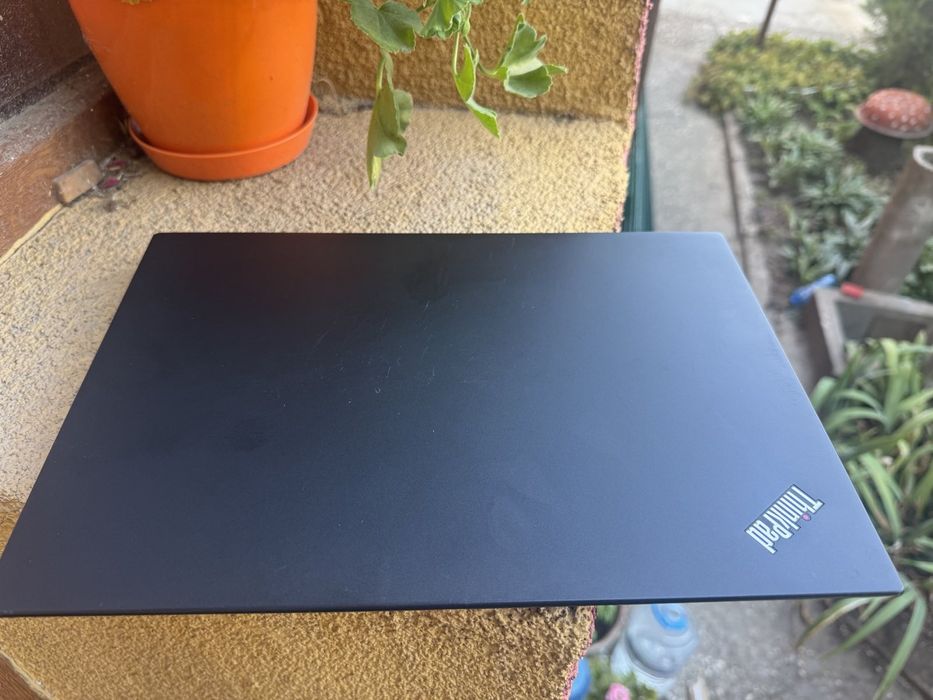 Лаптоп Lenovo Thinkpad x280 Intel i7-8550U
