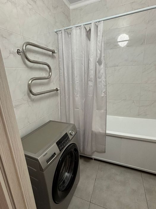 Сдам однокомнатную квартиру на долгий срок.
Квартира чистая, уютная, п