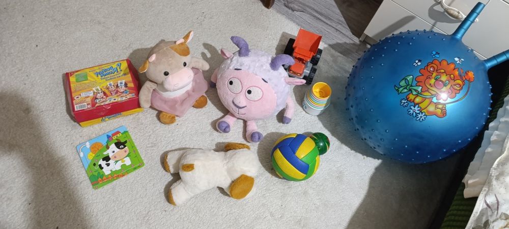 Игрушки детские.