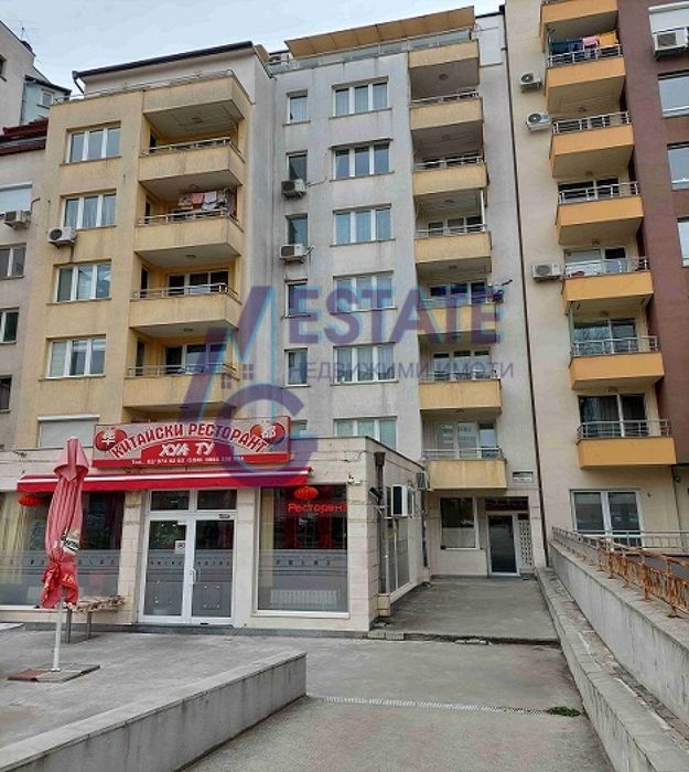 Ресторант в жк Младост 2