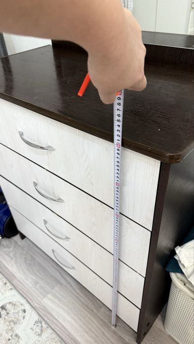 Продам срочно тумба комод