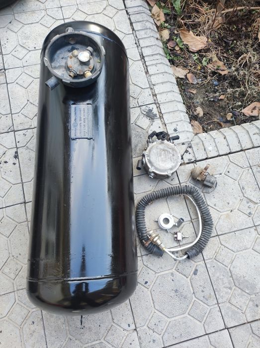 Propan gazbalon 65 litr 2015yilkomplekt hamma narsasi bilan