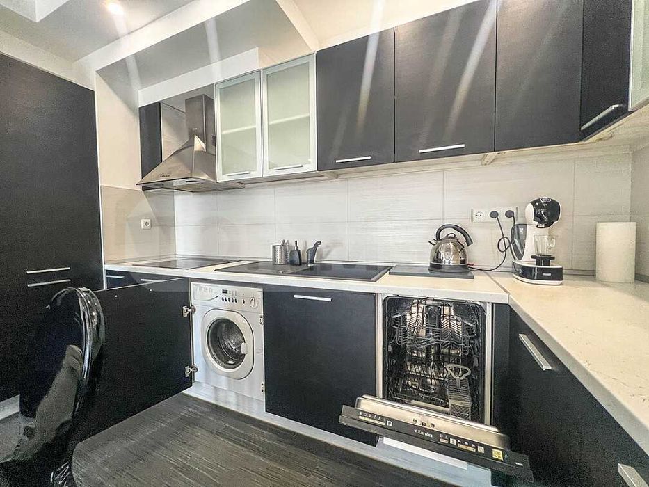 Продава се Двустаен апартамент в Варна, м-т Траката - 73 кв.м за 3083 €/кв.м - Снимка #3