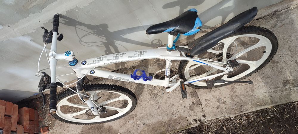 Продам велосипед BMW