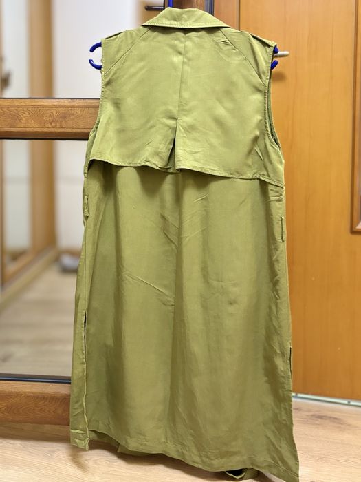 Жилетка stradivarius