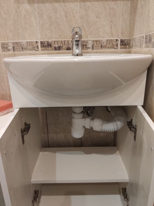 Плотник. Сантехник. Электрик. Слесарь. Мебелщик.