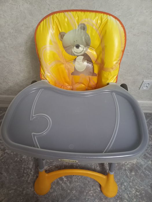 Продаю детскую креслу