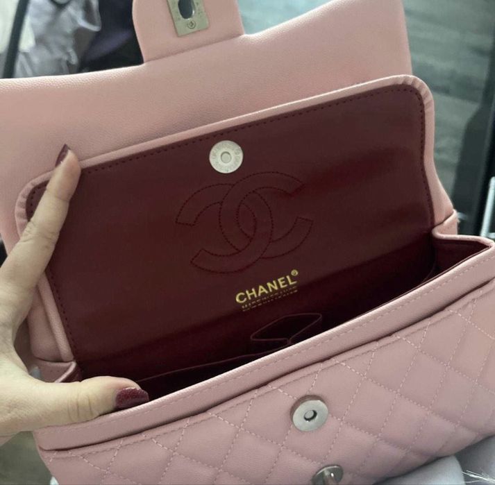 Geanta Chanel roz