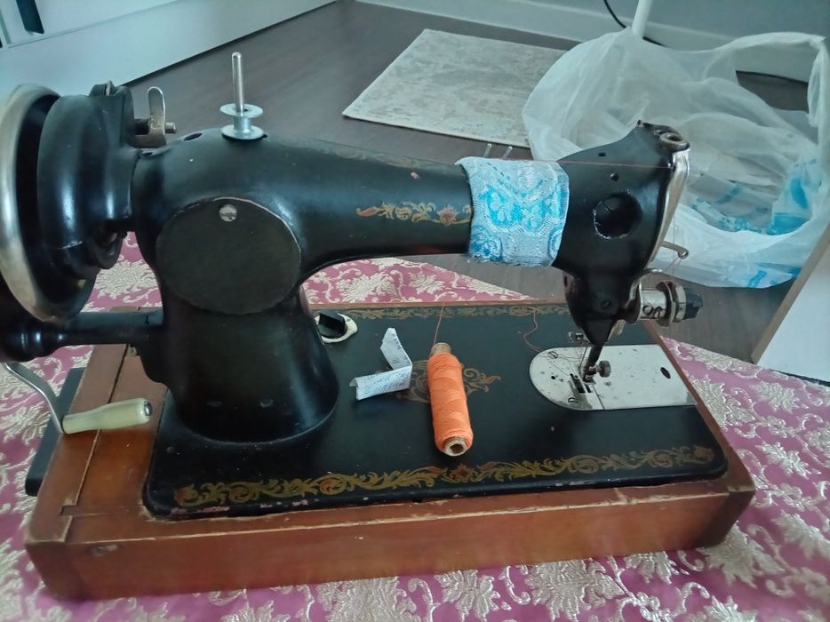 Продам швейные машинки