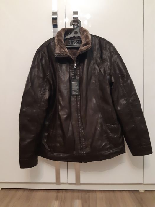 Продам куртку демисезонную