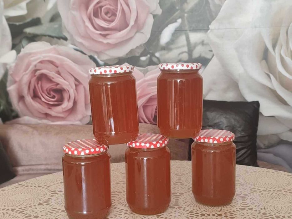 Продавам 100% чист, натурален пресен пчелен мед Букет ,реколта 2025