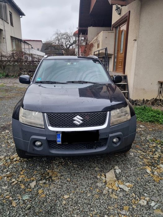 Vând Suzuki Grand Vitara  4x4
