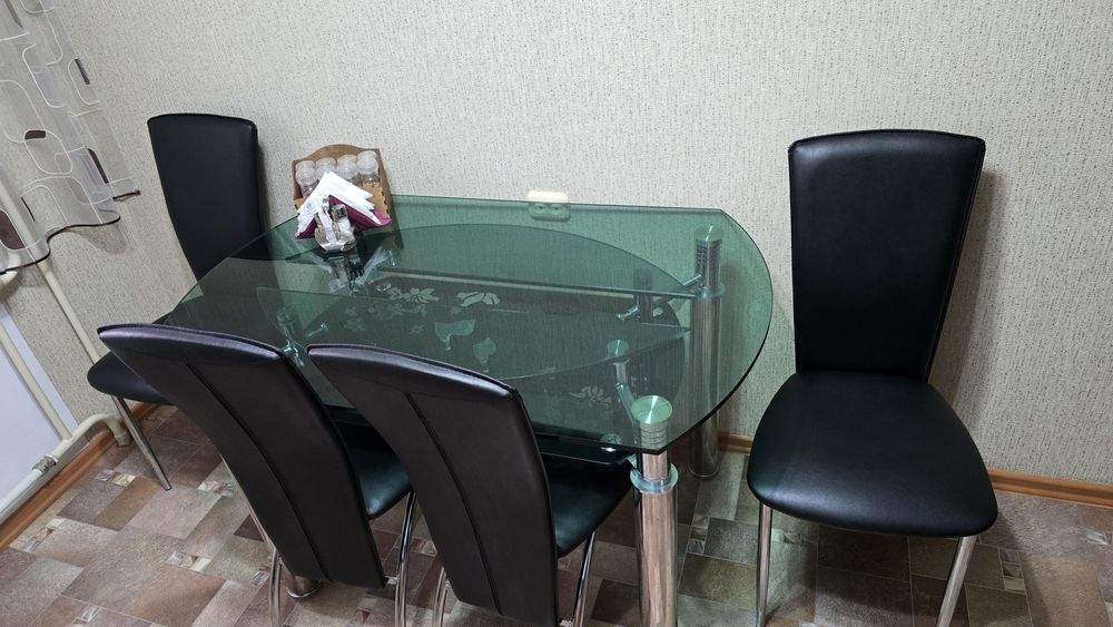 Кухонный  гарнитур