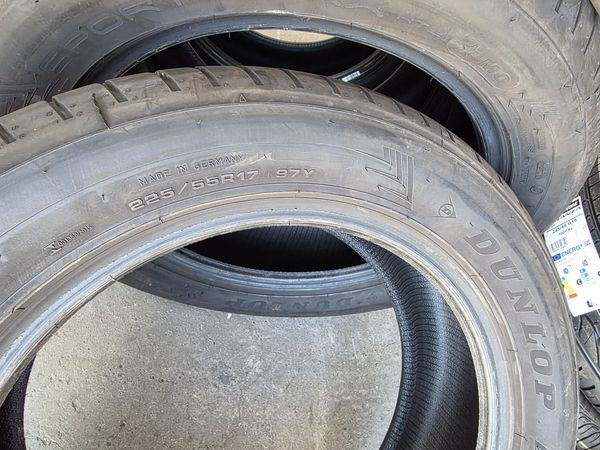 225/55/17 DUNLOP 4БР