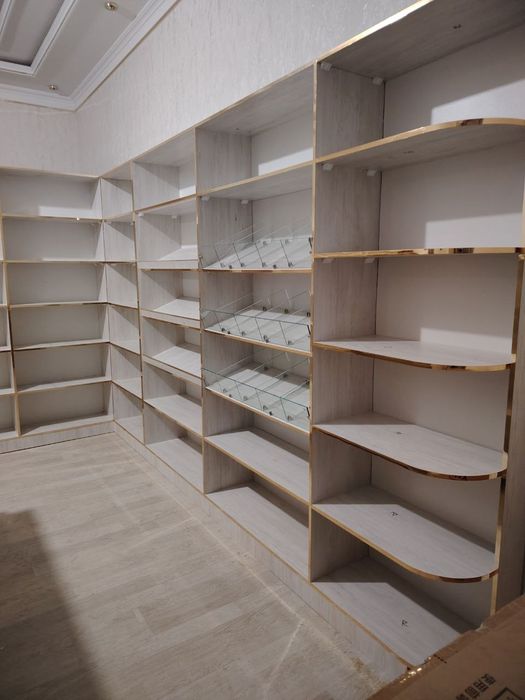 Витрина стеллаж полка магазин аптека