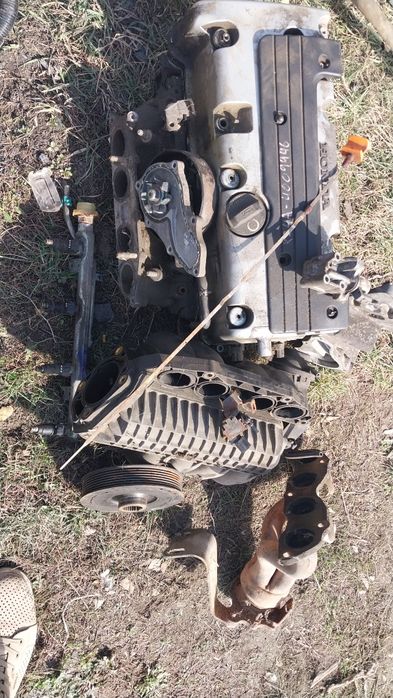 Запчасти Honda CR-V