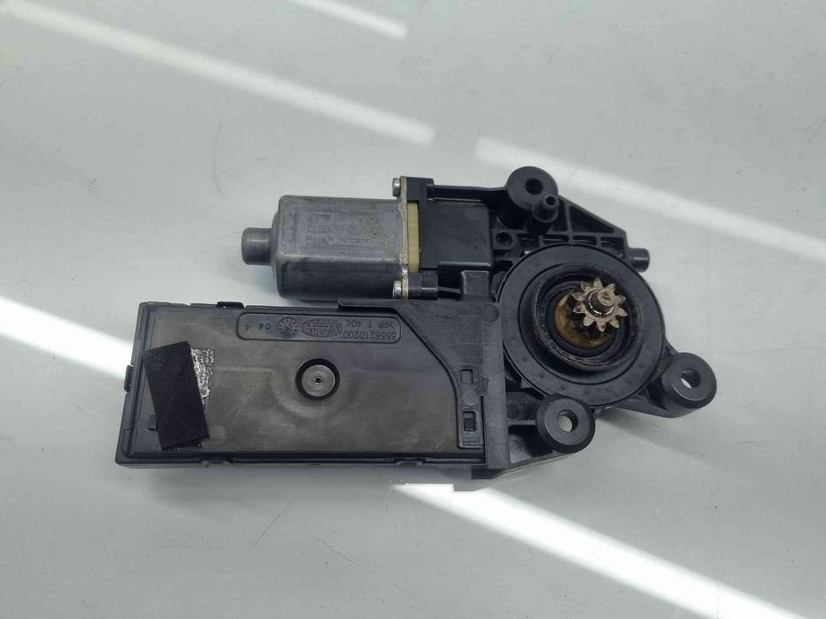 Motoras geam dreapta fata Renault Megane 3 (B95) [Fabr 2008-2016]