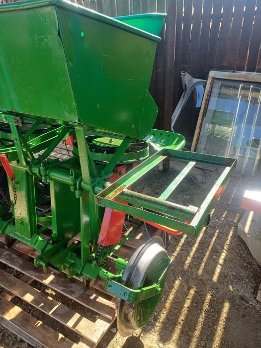 Mașina plantat cartofi cu colți hassia