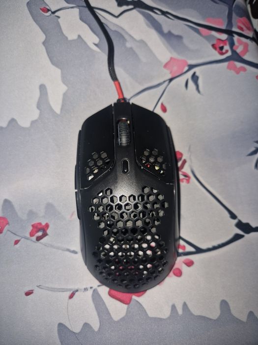 Продам мышку HyperX Pulsefire haste