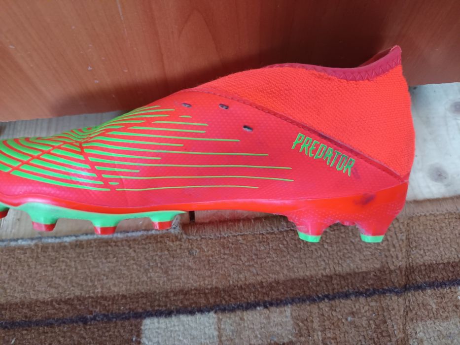 Crampoane (Predator)