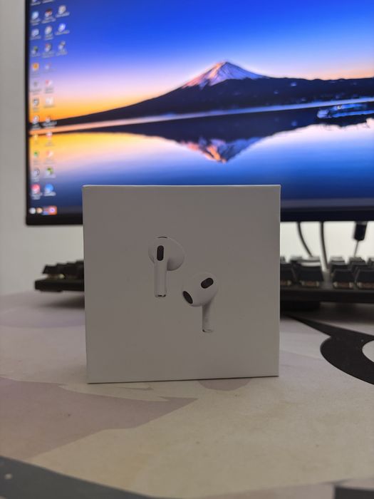 Vand Airpods 3 noi