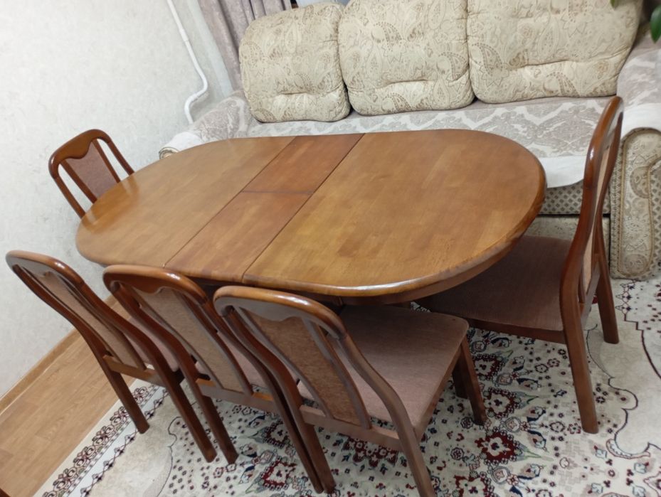 Продам стол и стулья Малайзия