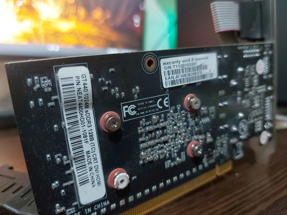 Видеокарта GT 440 1GB