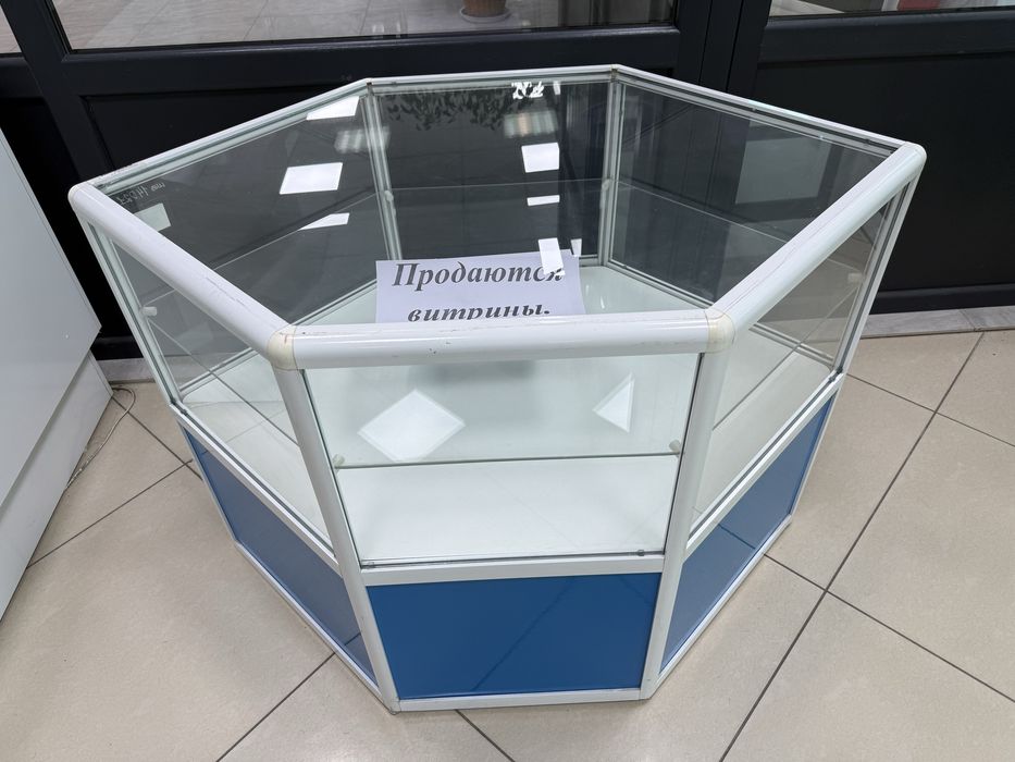 Продам витрины и мебели для офиса б/у цены от 5000тг