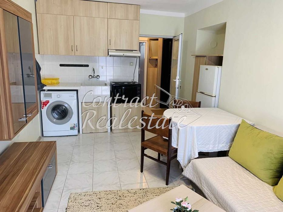 Дава се под наем Двустаен апартамент в Варна, Център - 60 кв.м за 367.2 € - Снимка #1