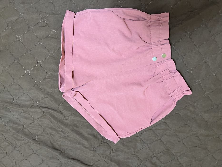 Дамски къси панталонки от плат
