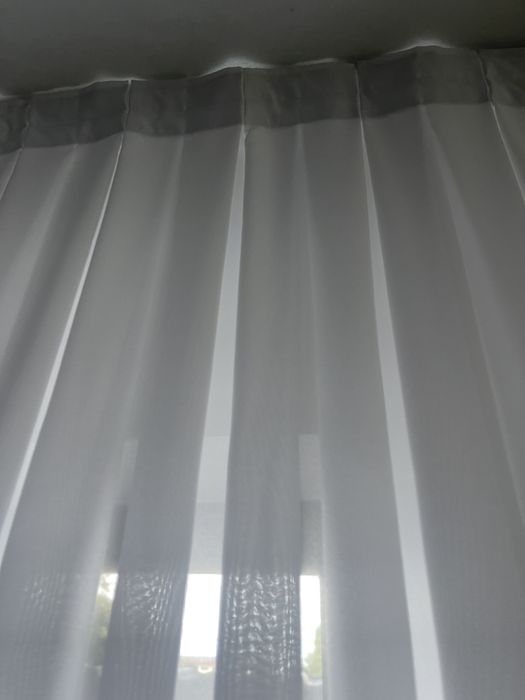 Perdea pliuri alba