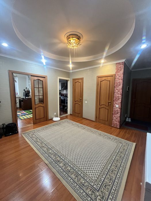 Продам 3-х комнатную квартиру