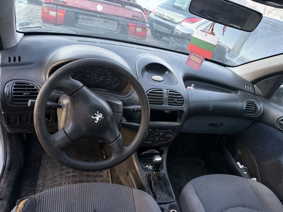 8 бр Пежо 206 1.4 75 кс 1999г  на части