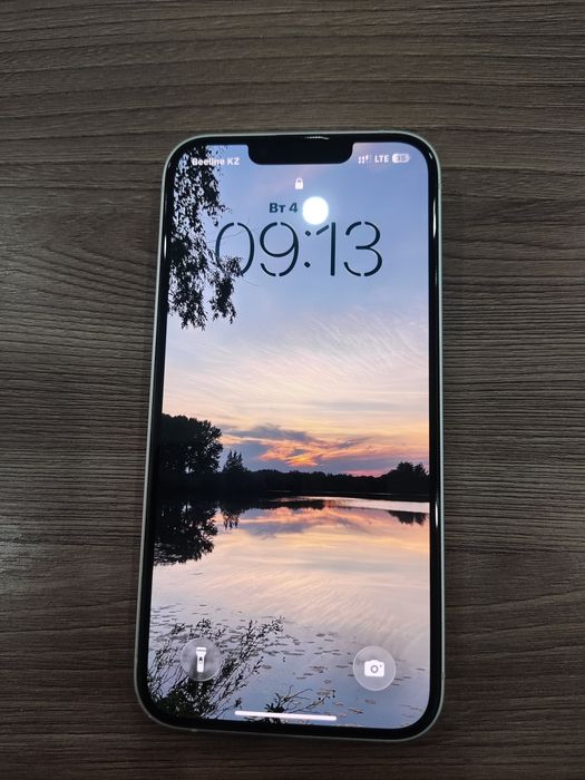 Продам iPhone 14